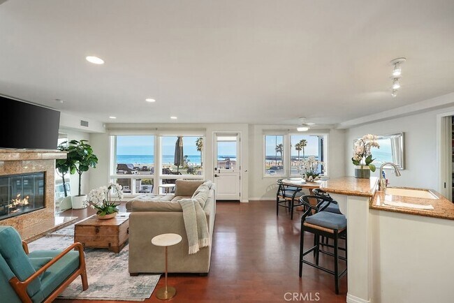 Foto del edificio - 3036 Breakers Dr