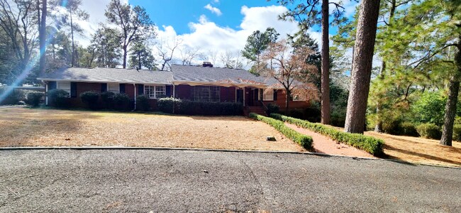 Building Photo - 116 Maddox Ave