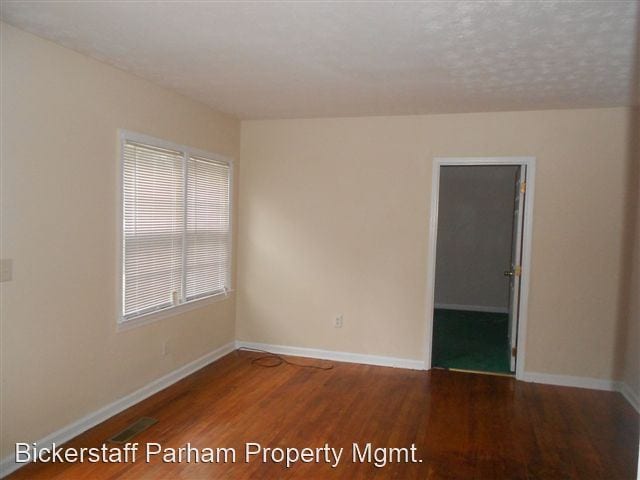 Building Photo - 3 br, 1 bath House - 1322 Dogwood Avenue