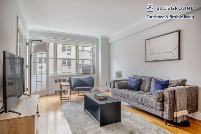 Building Photo - 41 Park Ave