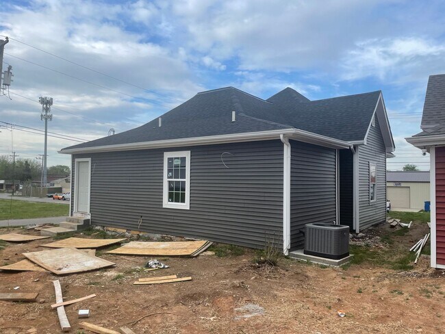 Foto del edificio - 139 W 10th Ave