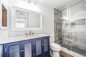 Foto del edificio - 2822 S Bartell Dr