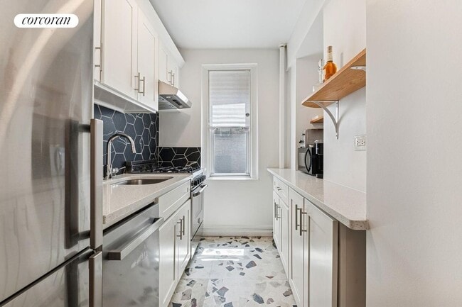 Foto del edificio - 110 E 87th St