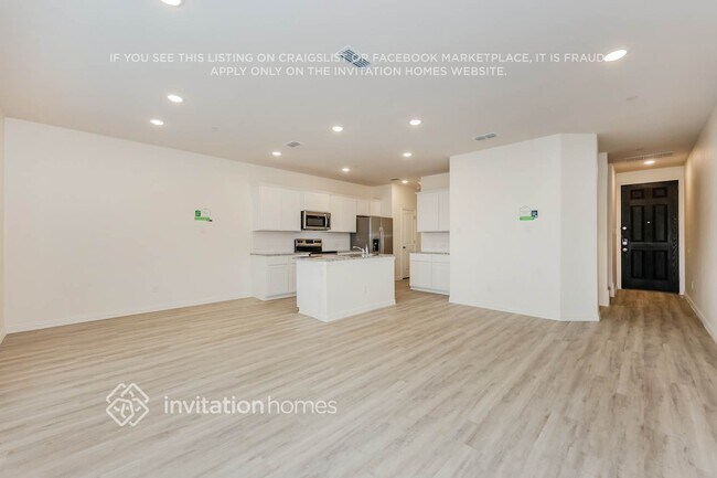 Building Photo - 812 Bonnet Trl