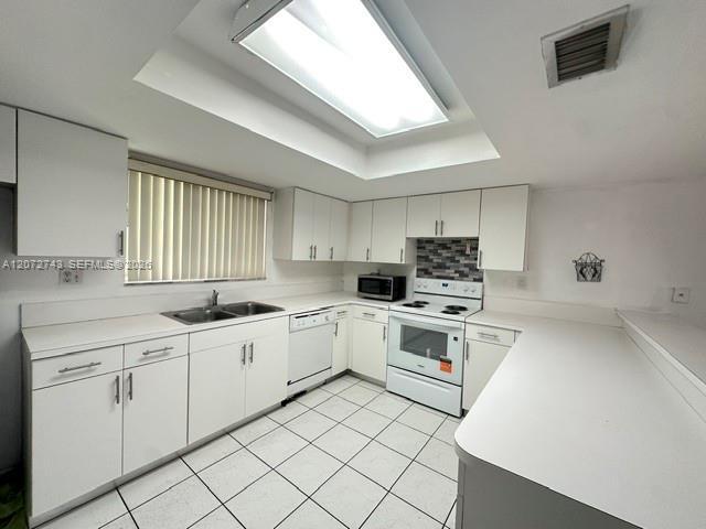 Foto del edificio - 14909 SW 80th St