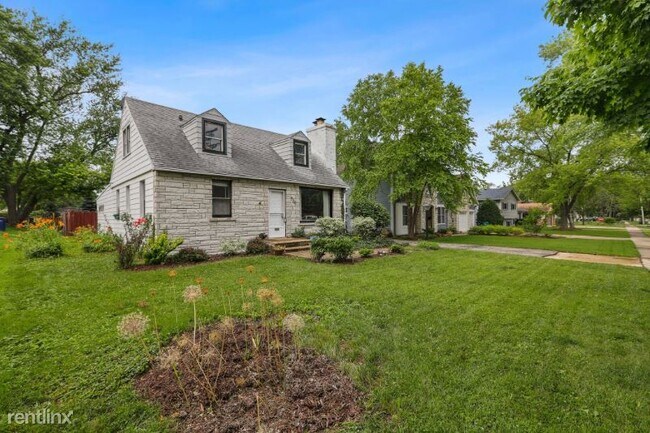 Foto del edificio - 3 br, 2 bath House - 920 Hammerschmidt Ave
