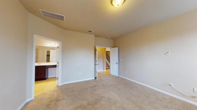 Building Photo - 16405 Pienza Dr