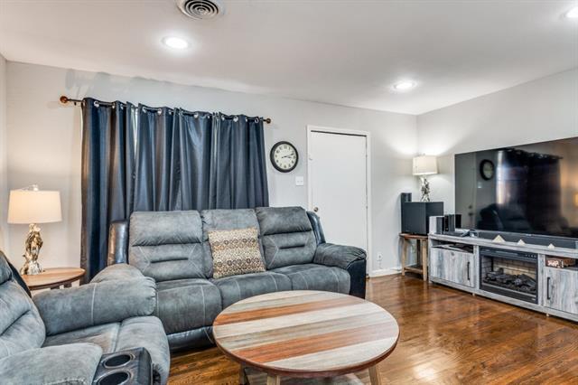 Foto del edificio - 2817 Cumberland Dr