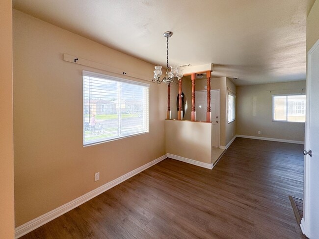 Building Photo - Spacious and cozy 3bd 2ba House in Gardena