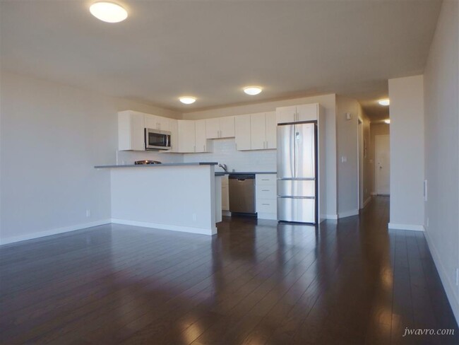 Building Photo - 655 Kansas St