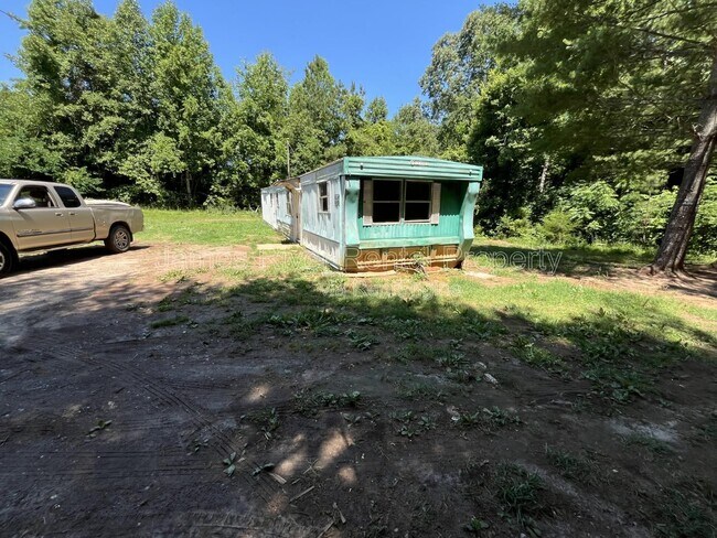 Foto del edificio - 51 White Pine Dr
