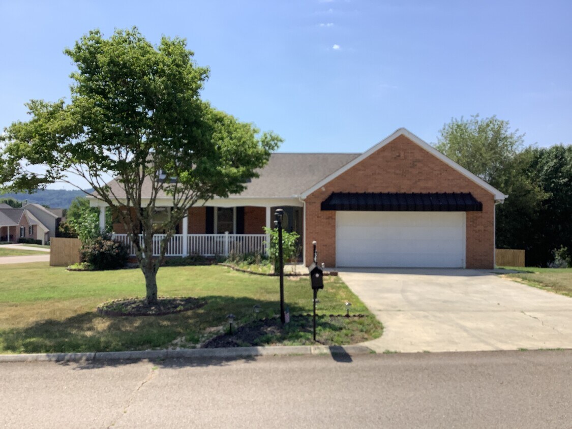 2826 Paces Mill Lane House Rental in Knoxville, TN