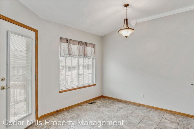 Foto del edificio - 4 br, 3 bath House - 1950 S Webb #117