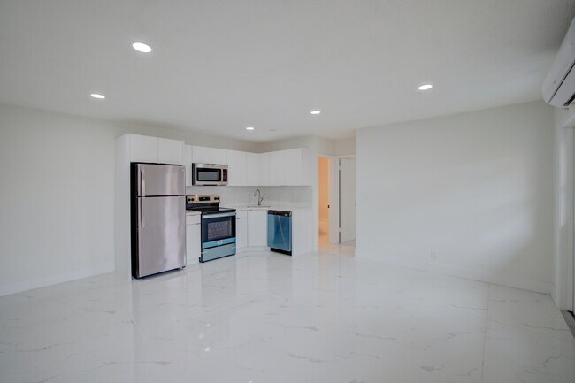 Foto del edificio - Court St LLC