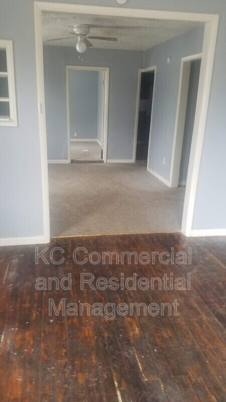 Foto del edificio - 5911 Lexington Ave