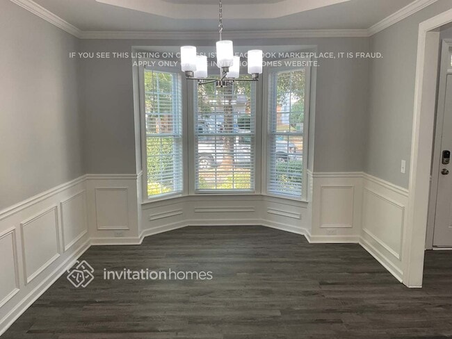 Building Photo - 2812 Harcourt Dr
