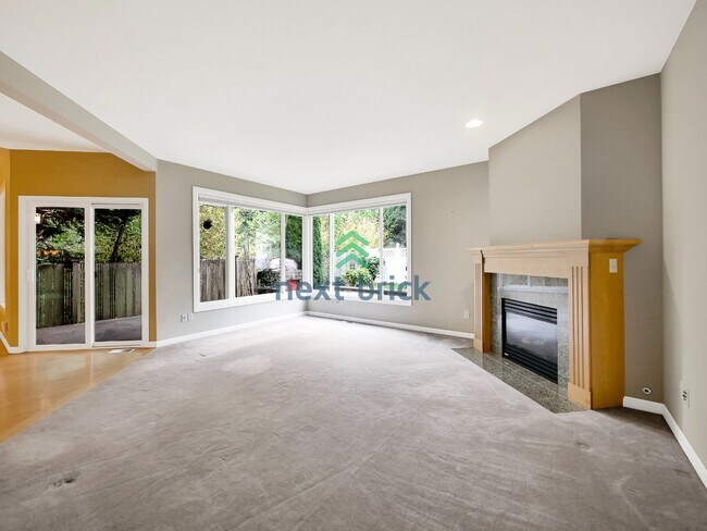 Foto del edificio - 4 Bed 2.5 Bath Single Family for Rent