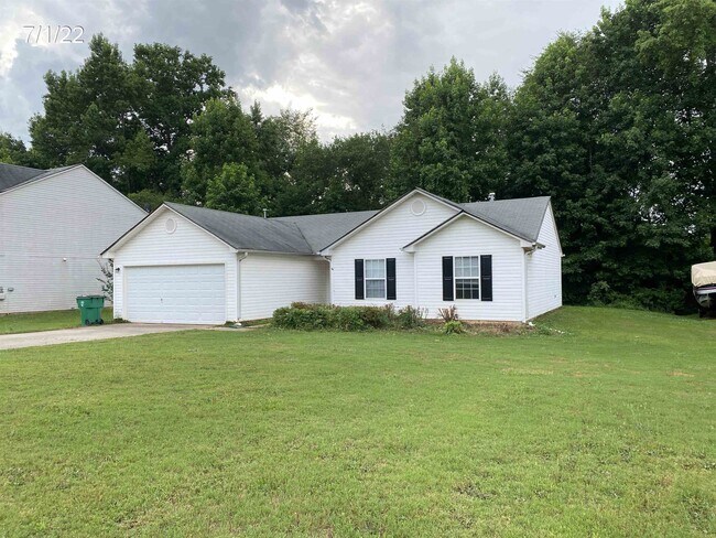 Building Photo - 413 Shenandoah Ct