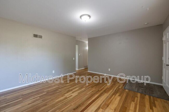 Building Photo - 2738 Redman Avenue