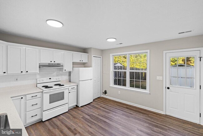 Foto del edificio - 10505 Tidewater Plains Dr