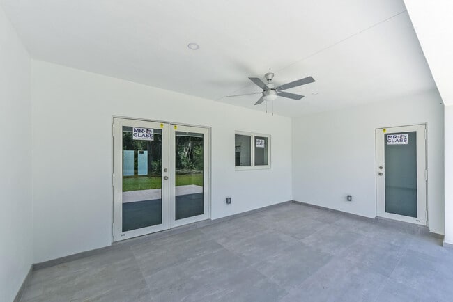 Foto del edificio - 13350 61st Ln N