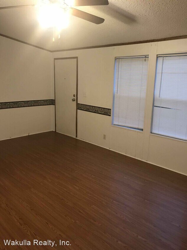 Building Photo - 4 br, 2 bath House - 304 Hickorywood Drive