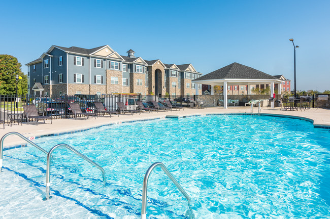 POOL - Villas at Fort Mill