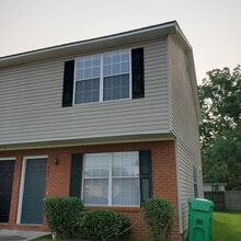 Building Photo - 341 Brookfield Rd
