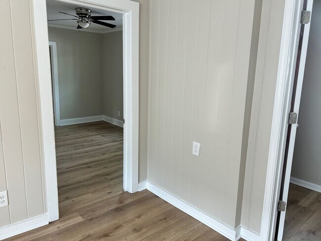 Foto del edificio - 608 Cottage St