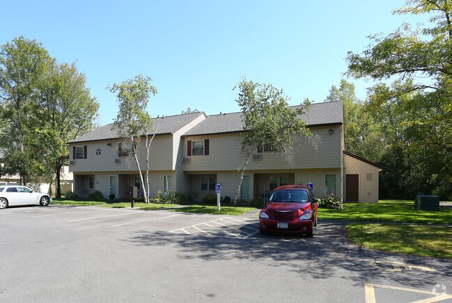 Greenway Apartments Lysander Ny Apartments Com