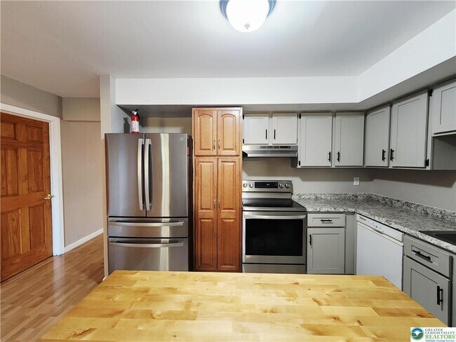 Foto del edificio - 241 Willow St