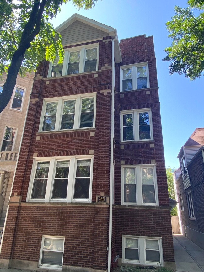 Building Photo - 2621 W Rice St