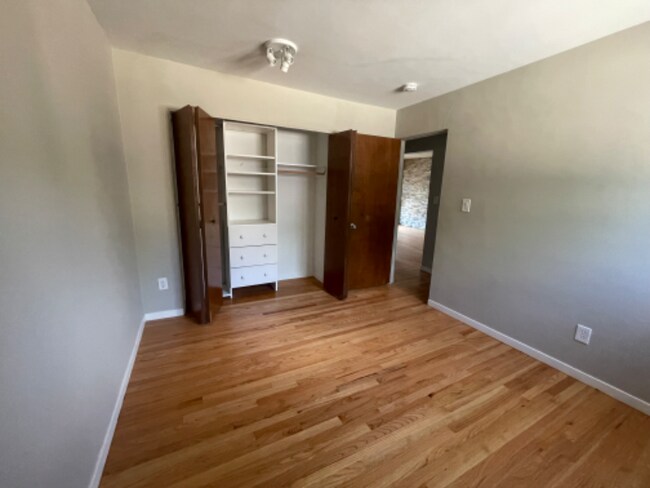 Building Photo - 3034 W 13 Mile Rd