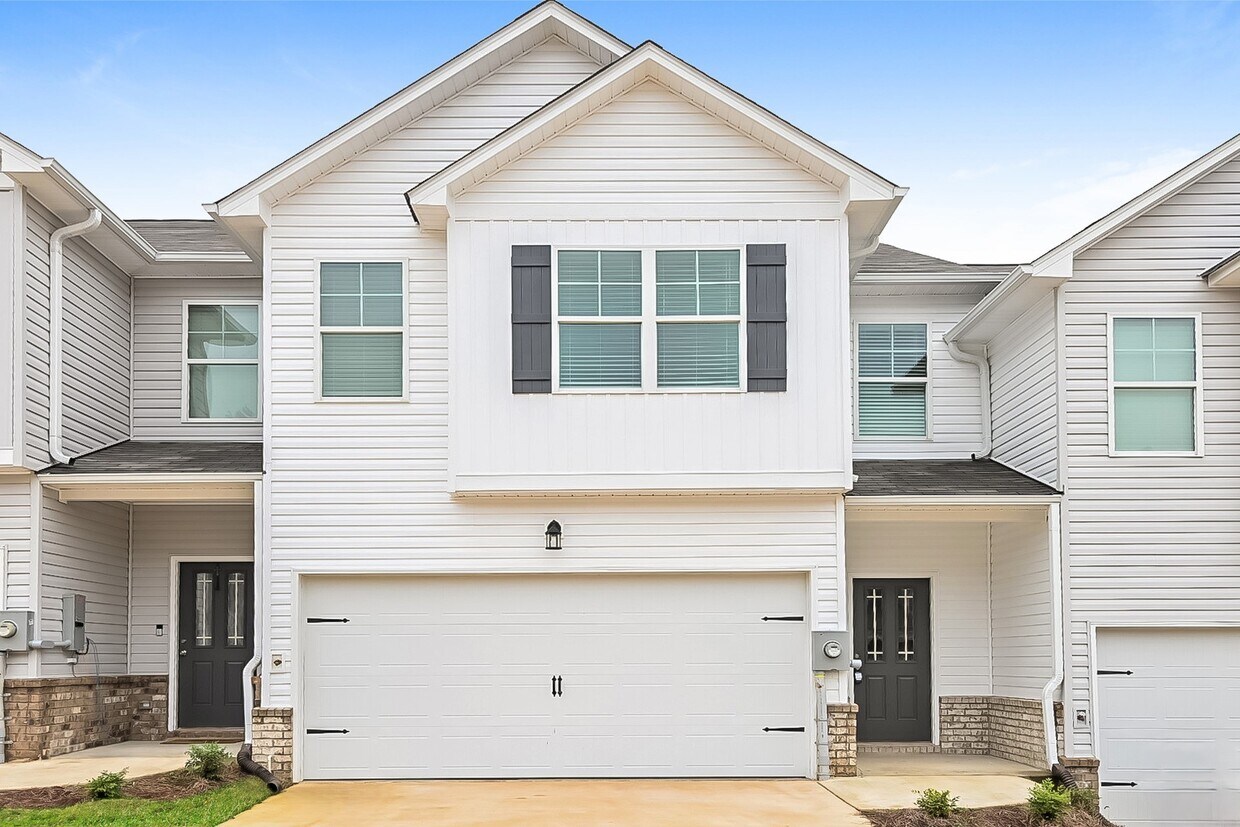 Foto principal - 128 The Heights Dr