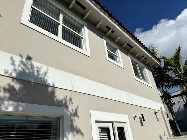 Foto del edificio - 3375 Percival Ave