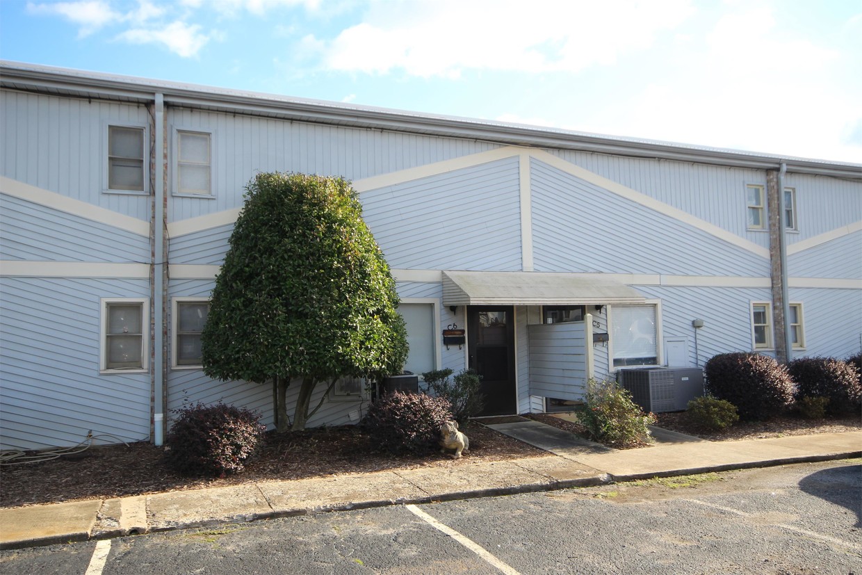 Foto principal - 3706 E North St