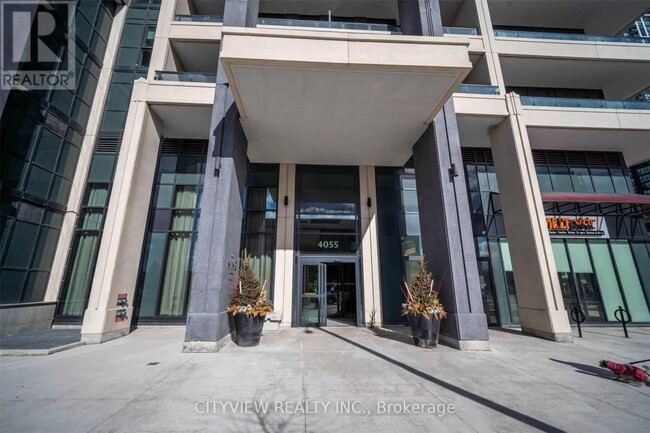 Photo du bâtiment - 4055-4055 Parkside Village Dr