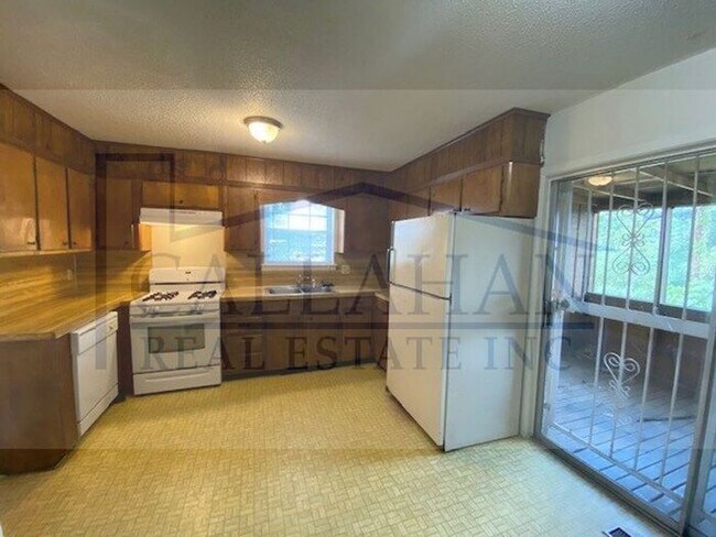 Building Photo - NLR Scenic Hill 2 Bedroom Townhouse
