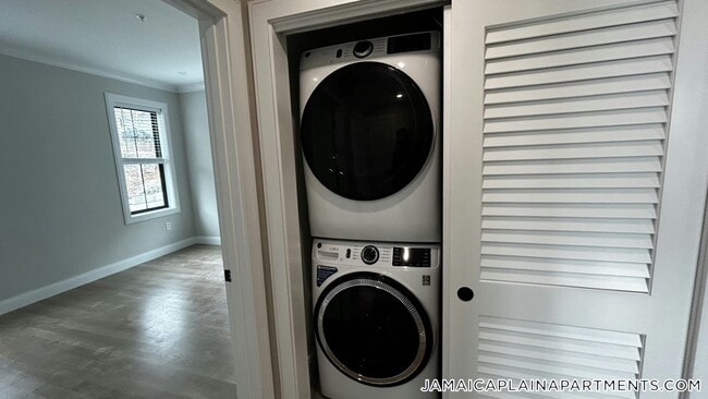 Foto del edificio - 283 Lamartine St