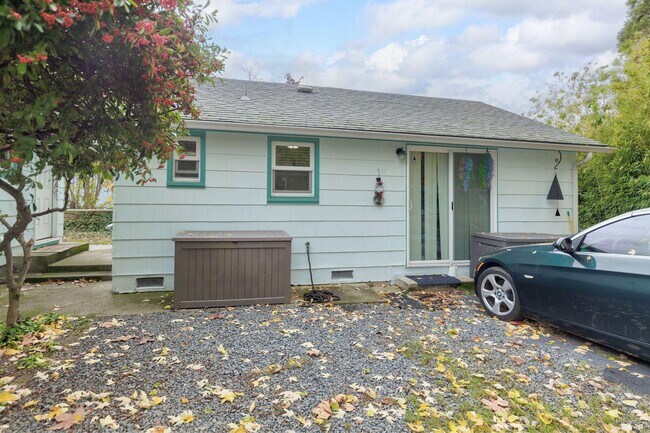 Foto del edificio - 916 NE 11th St