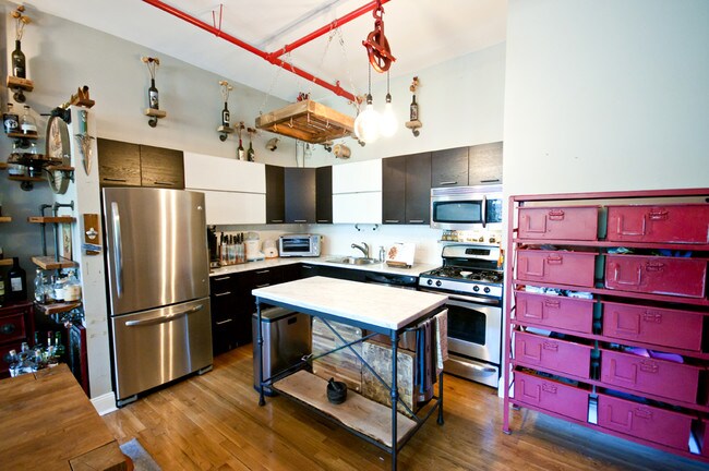 kitchen view 3 - 52 Webster Ave