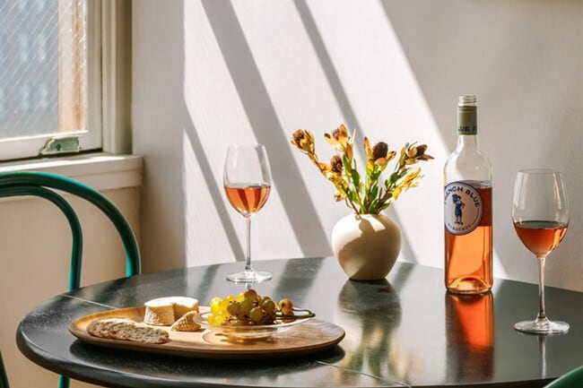 Building Photo - 925 Common St