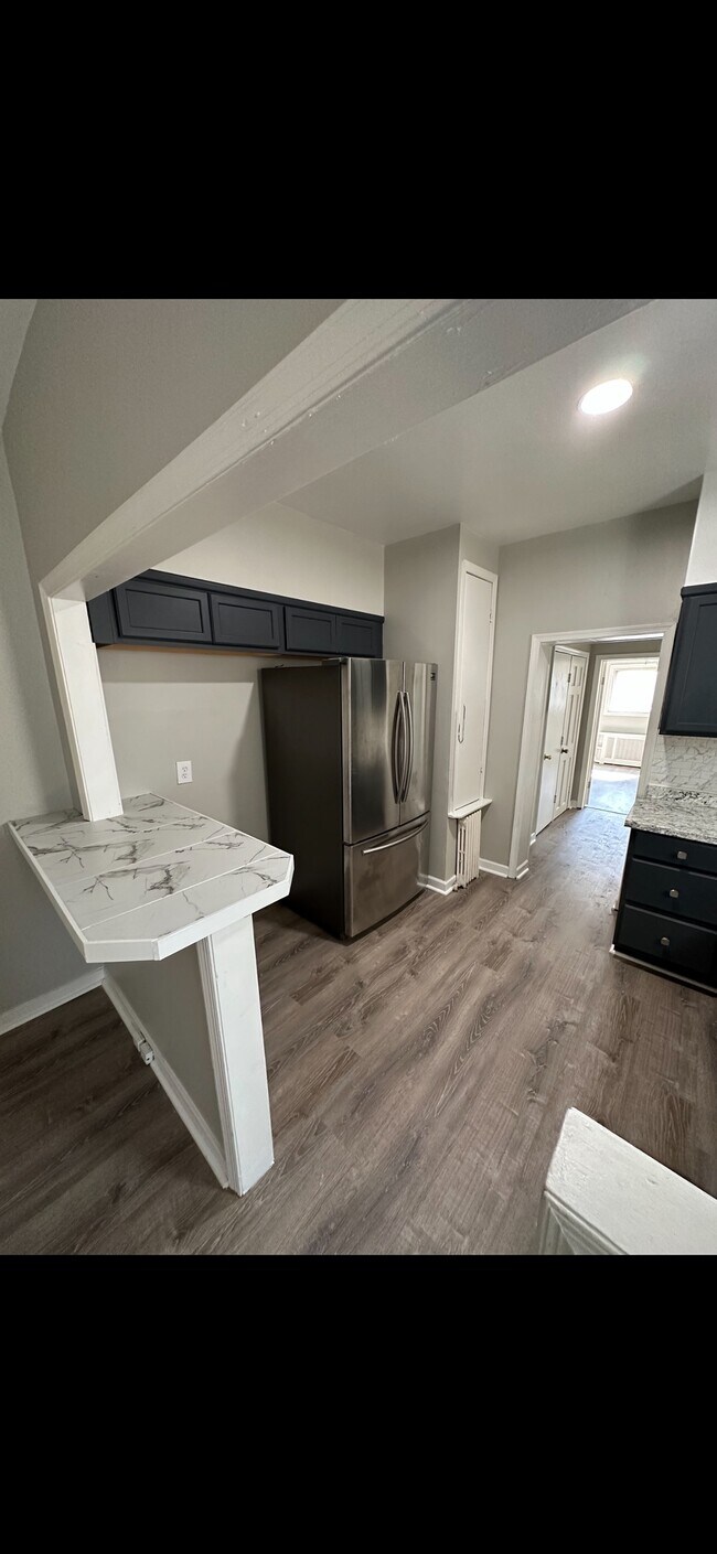 Building Photo - 6513 Torresdale Ave