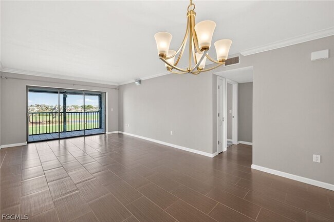 Foto del edificio - 7430 Lake Breeze Dr