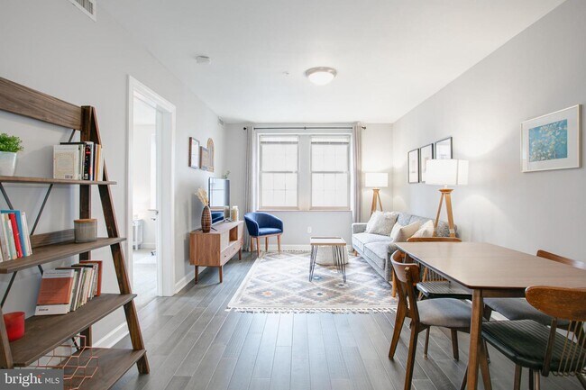 Foto del edificio - 1417 Newton St NW