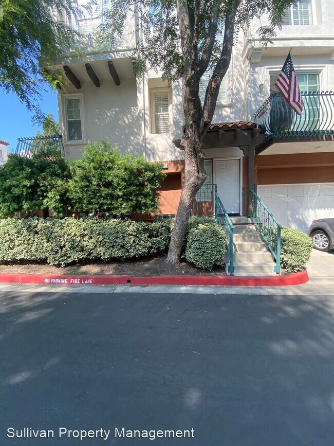 Building Photo - 2 br, 2.5 bath House - 2891 Player LN