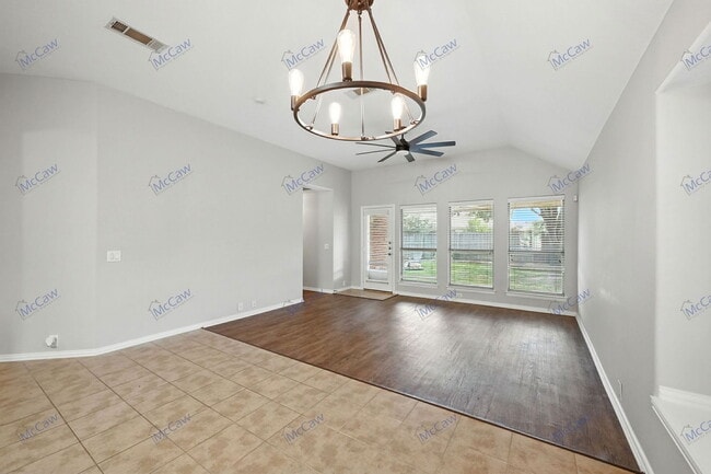 Building Photo - 2217 Kingsdale Ct