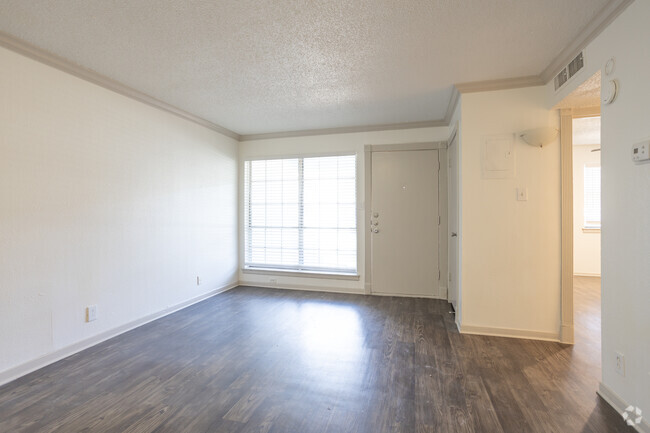 1BR, 1BA - 595SF - Ashford Costa Azure