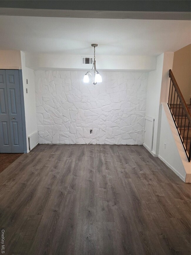 Building Photo - 294 Feller Dr