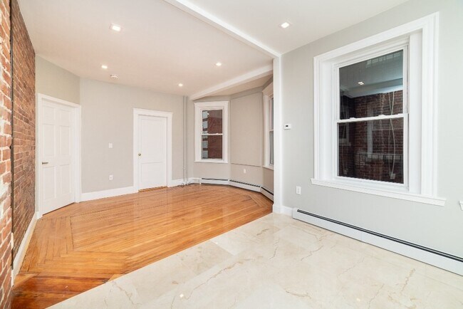 Foto del edificio - 232 Hanover St